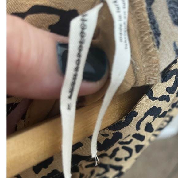 Anthropologie  Animal Print Midi Dress Short Sleeves‎  Women's Large - Picture 10 of 10